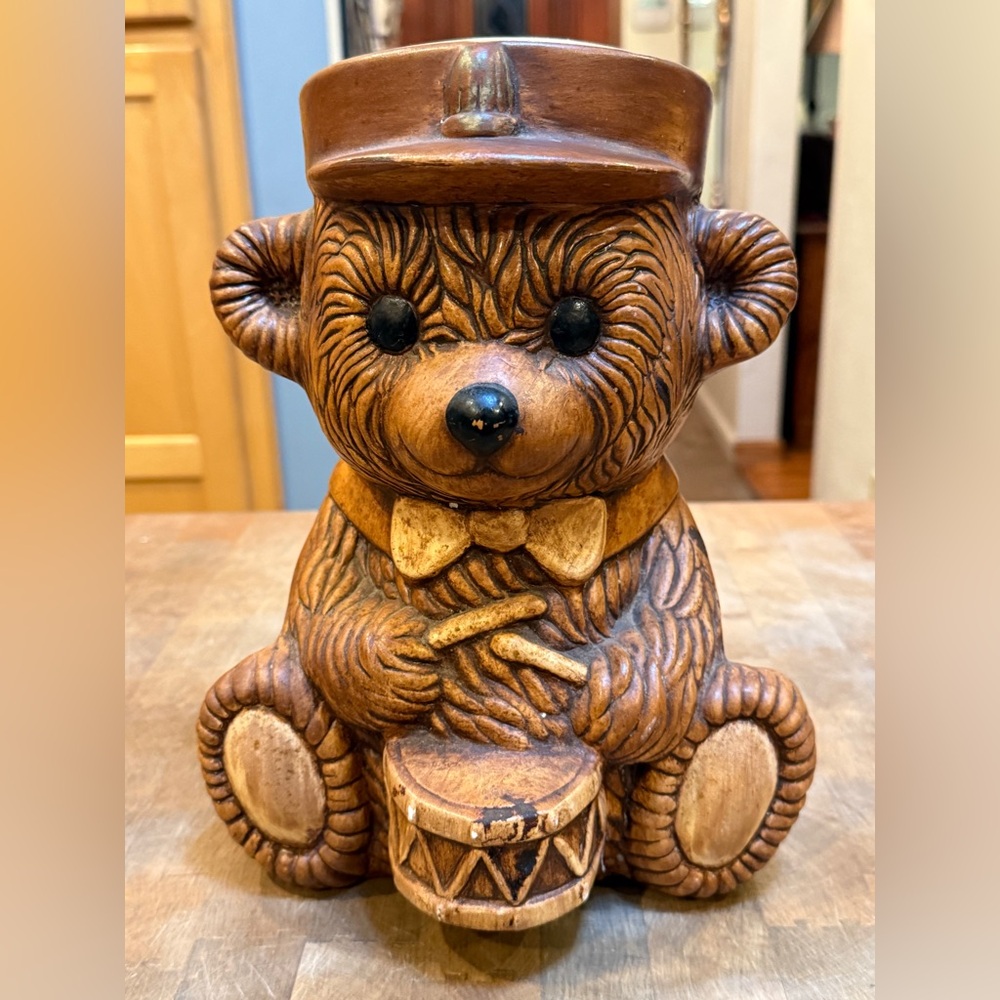 Great American Pottery Company Brown Bear Drummer Vintage Cookie Jar made USA